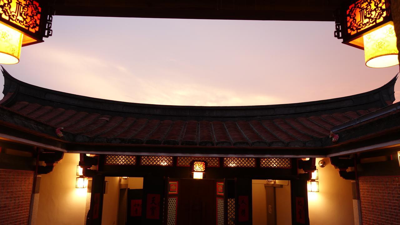 Beishan Old Western Style Hostel Jinning Extérieur photo